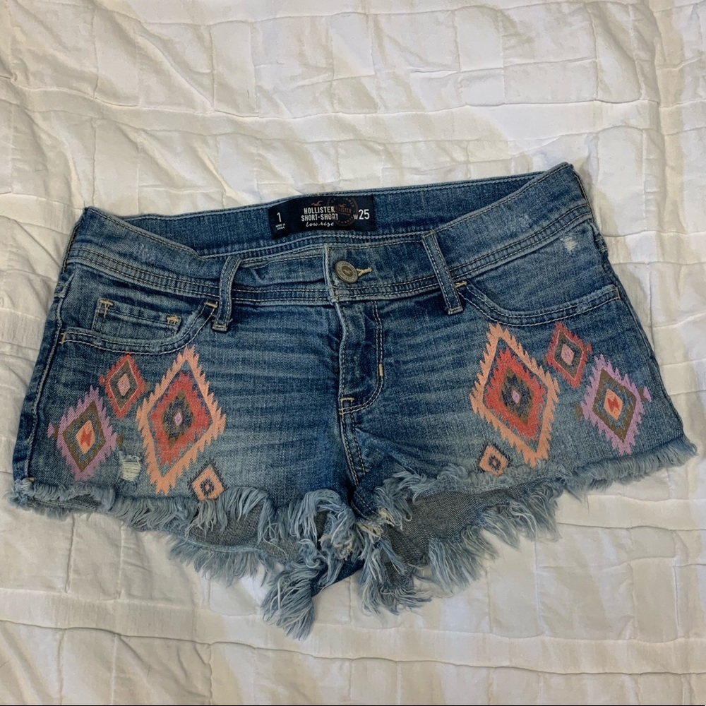 Hollister denim shorts frayed bottom, Aztec print